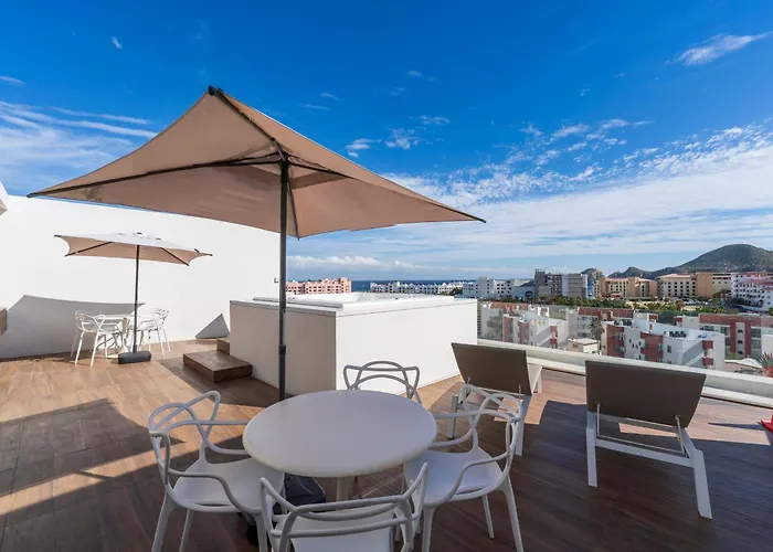 New Penthouse In Medano With Jacuzzi And Terrace Cabo San Lucas