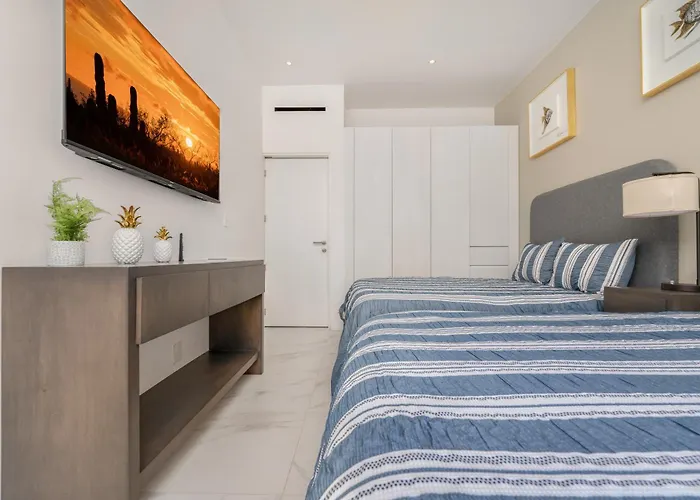 New Penthouse In Medano With Jacuzzi And Terrace